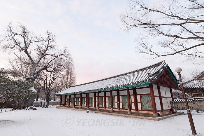 Jeonju Hyanggyo_6872.jpg