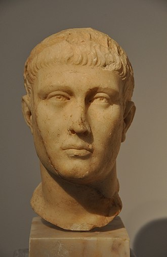 330px-Bust_of_Theodosius_I.jpg