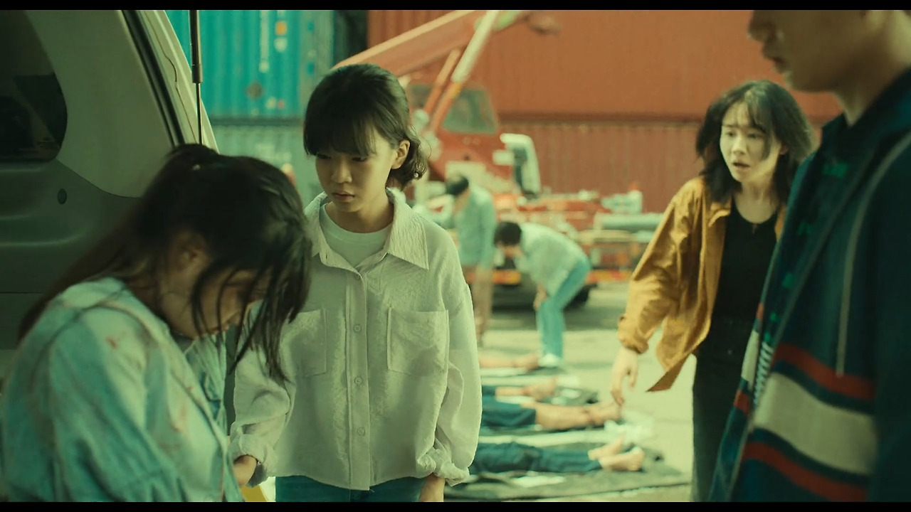 Goodbye Earth.2024.S01E01.1080p.NF.WEB-DL.DDP5.1.Atmos.H.264-AYA.mkv_20240427_075052.778.jpg