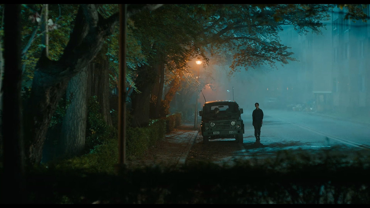 Goodbye Earth.2024.S01E04.1080p.NF.WEB-DL.DDP5.1.Atmos.H.264-AYA.mkv_20240427_074816.387.jpg