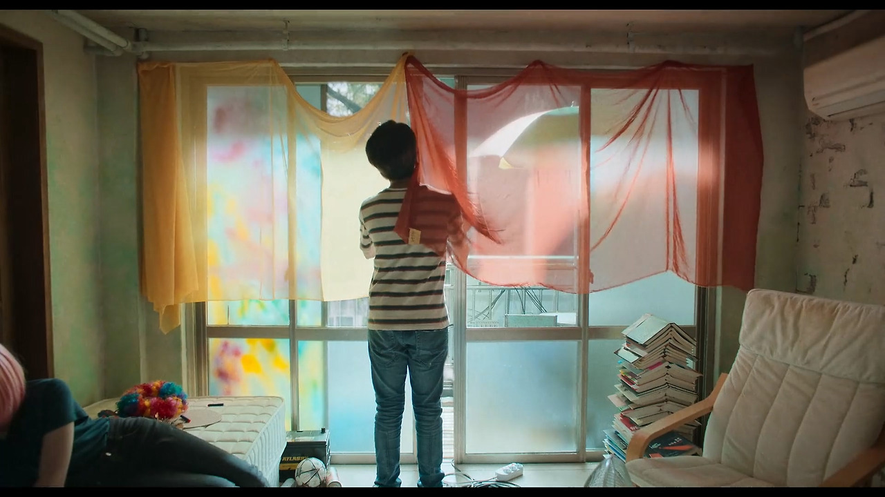 Goodbye Earth.2024.S01E02.1080p.NF.WEB-DL.DDP5.1.Atmos.H.264-AYA.mkv_20240427_075210.426.jpg