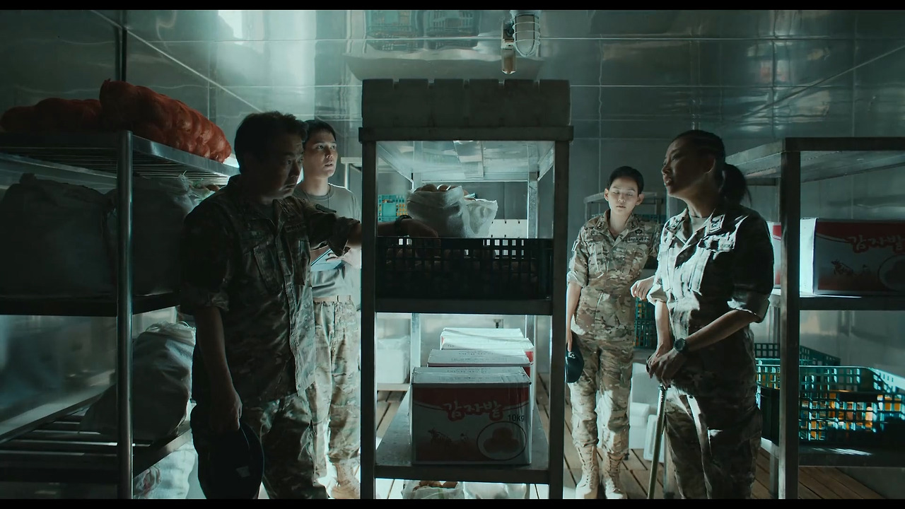 Goodbye Earth.2024.S01E02.1080p.NF.WEB-DL.DDP5.1.Atmos.H.264-AYA.mkv_20240427_075310.610.jpg