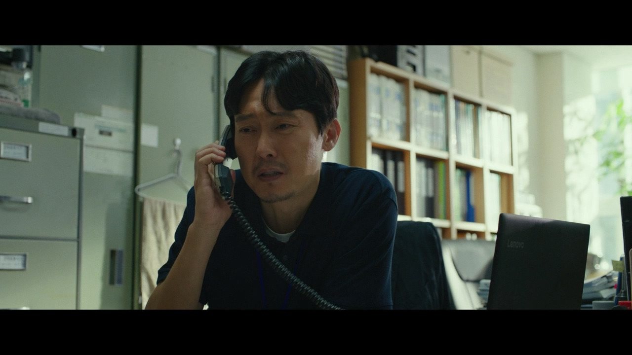 시민덕희 (2024) Citizen of a Kind.KOR.720p.H264.AAC.mp4_20240316_161052.071.jpg