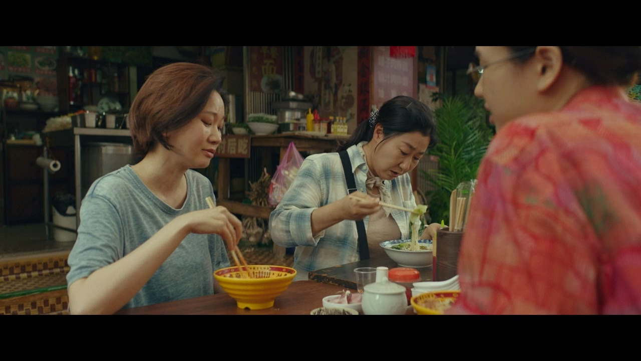 시민덕희 (2024) Citizen of a Kind.KOR.720p.H264.AAC.mp4_20240316_161047.271.jpg