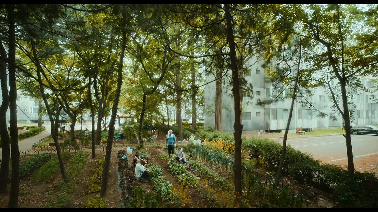 Goodbye Earth.2024.S01E02.1080p.NF.WEB-DL.DDP5.1.Atmos.H.264-AYA.mkv_20240427_075226.130.jpg