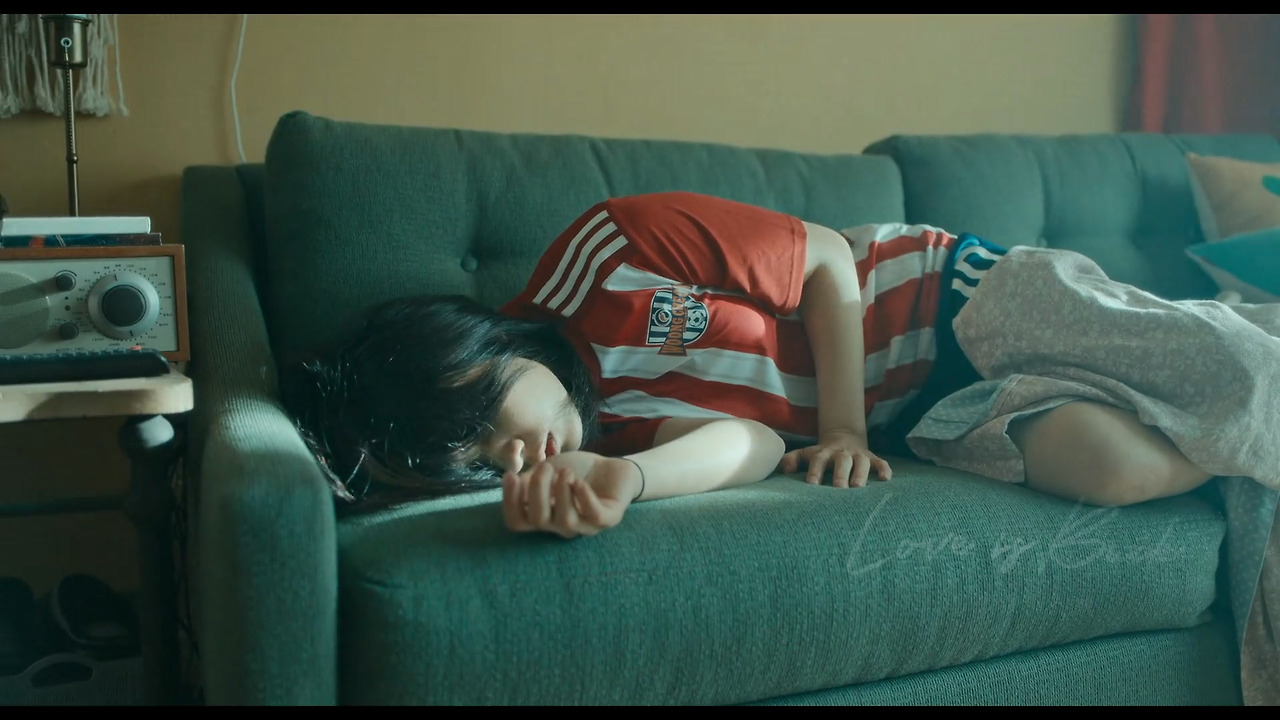 Goodbye Earth.2024.S01E02.1080p.NF.WEB-DL.DDP5.1.Atmos.H.264-AYA.mkv_20240427_075203.818.jpg