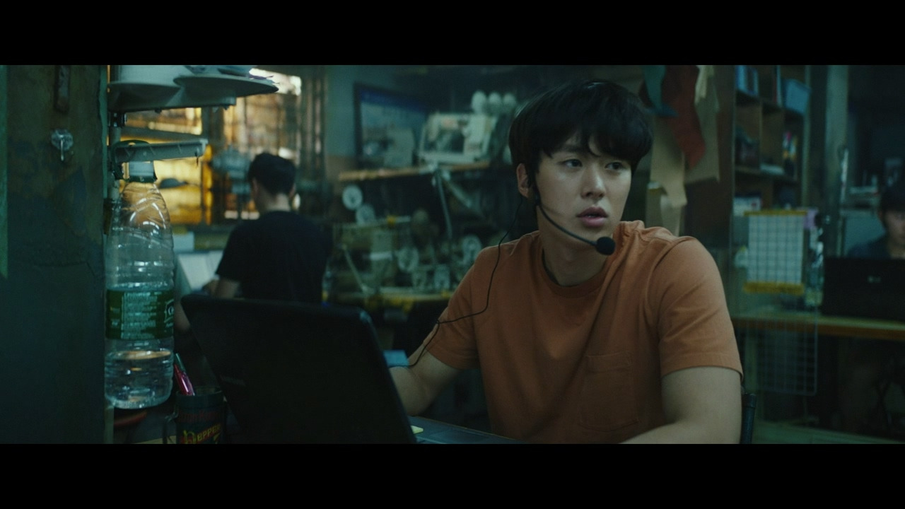 시민덕희 (2024) Citizen of a Kind.KOR.720p.H264.AAC.mp4_20240316_160831.976.jpg