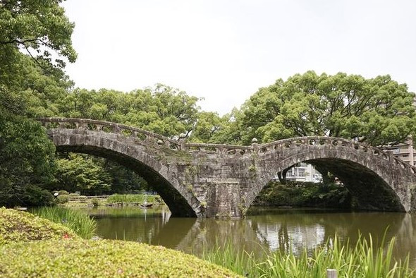 이사하야 안경다리.jpg