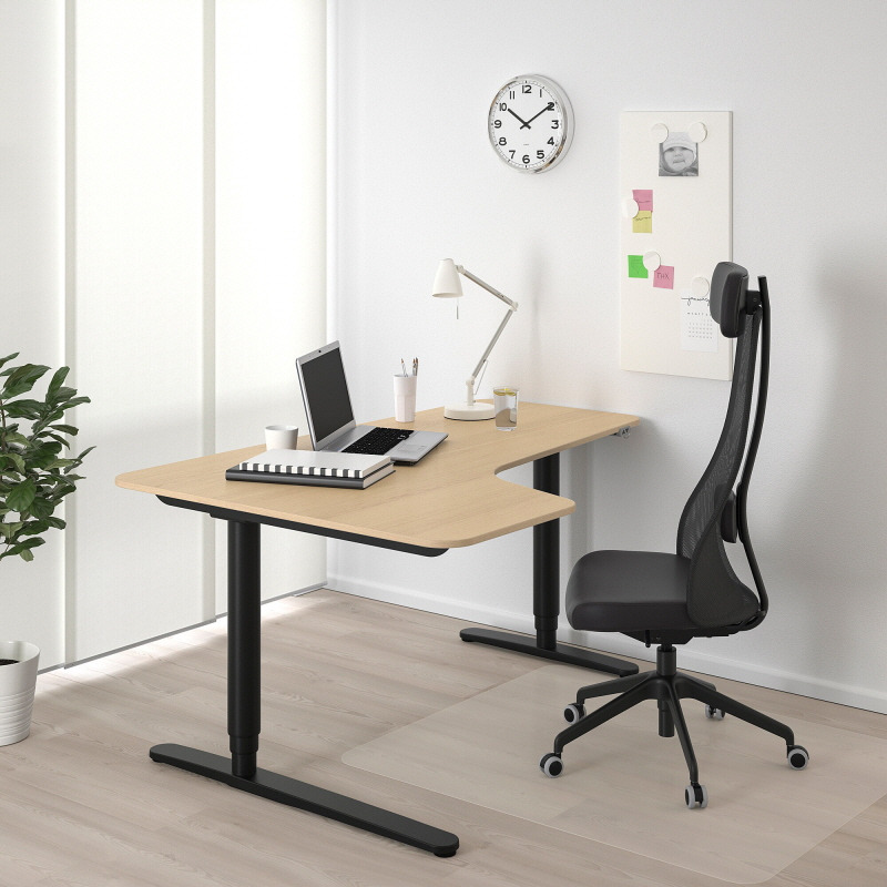 [꾸미기]bekant-corner-desk-left-sit-stand-white-stained-oak-veneer-black__0852656_pe722227_s5.jpg