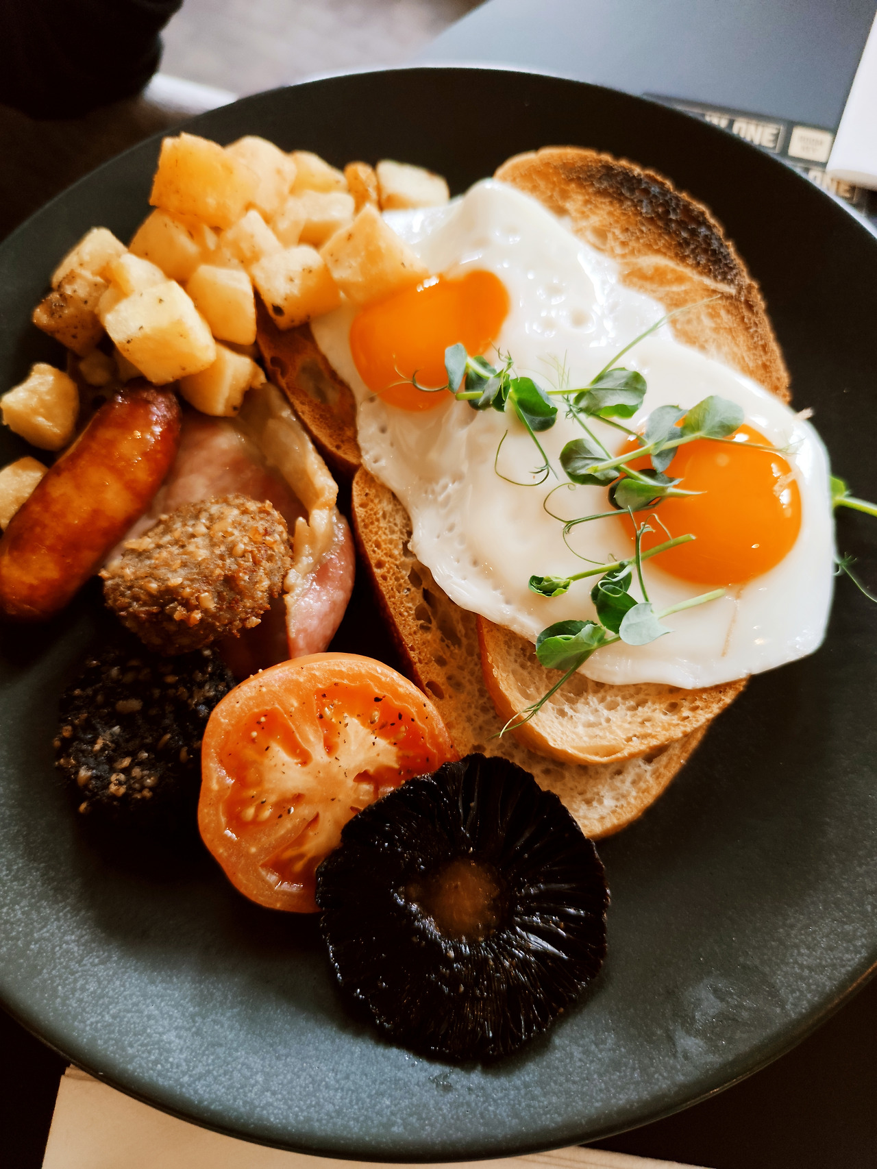 1650822370900 (1).jpg