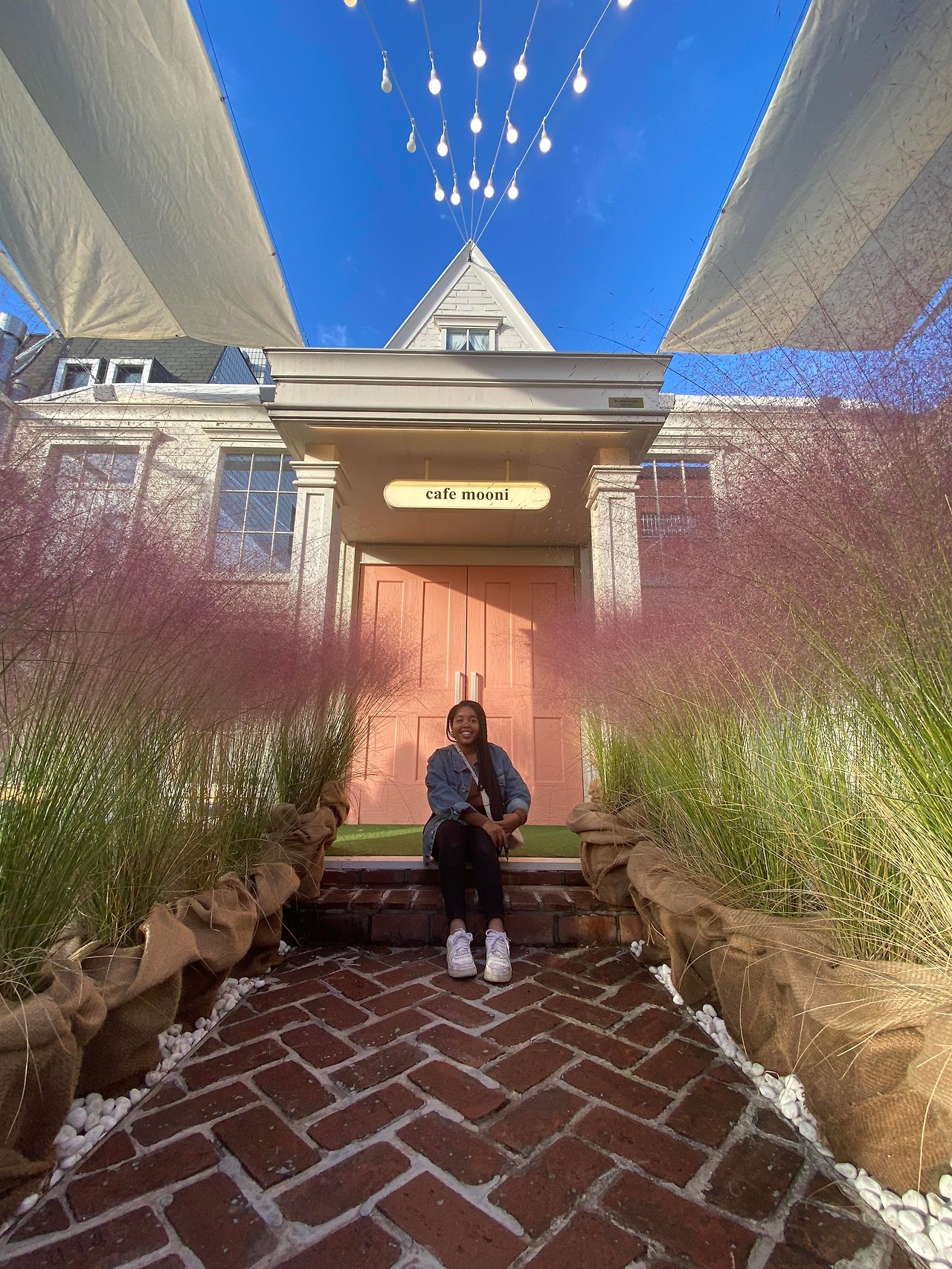 326895225_1366209207523496_1723899501085152044_n (1).jpg