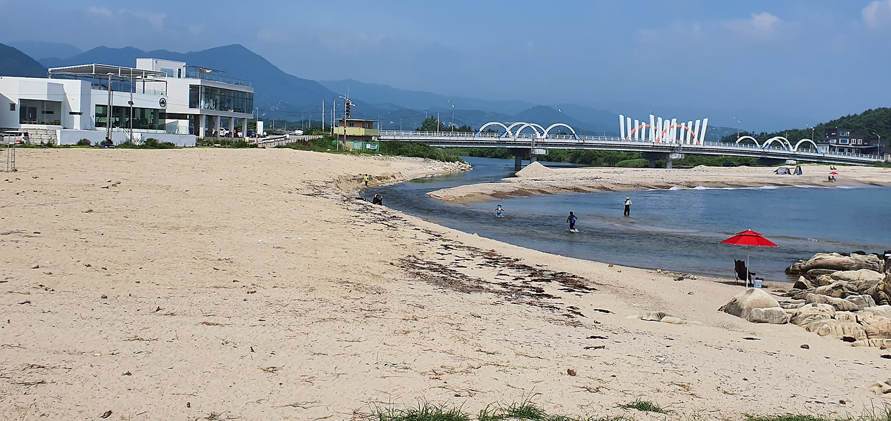 20210711_100208_능파대에서본 전경.jpg