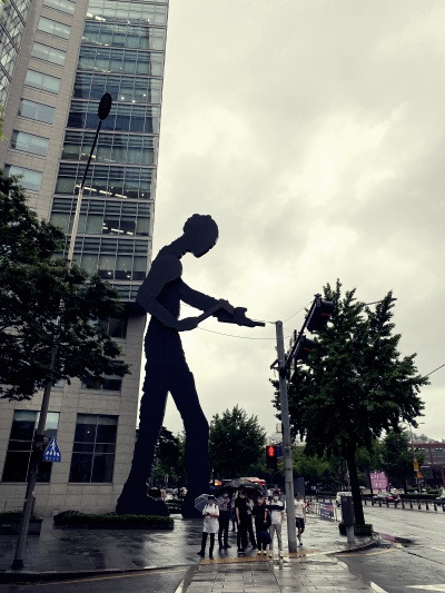 20220822나는 그냥 대기업에 코 꿰서 살래.jpg