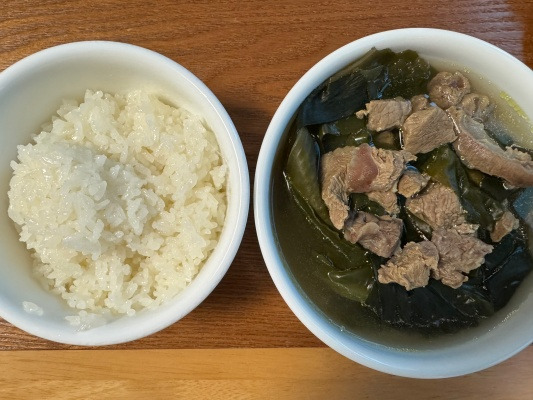 20250627흰쌀밥에 고깃국.jpg