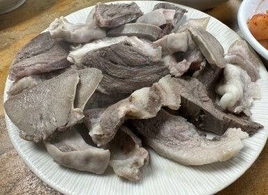 일미식당 수육.jpg