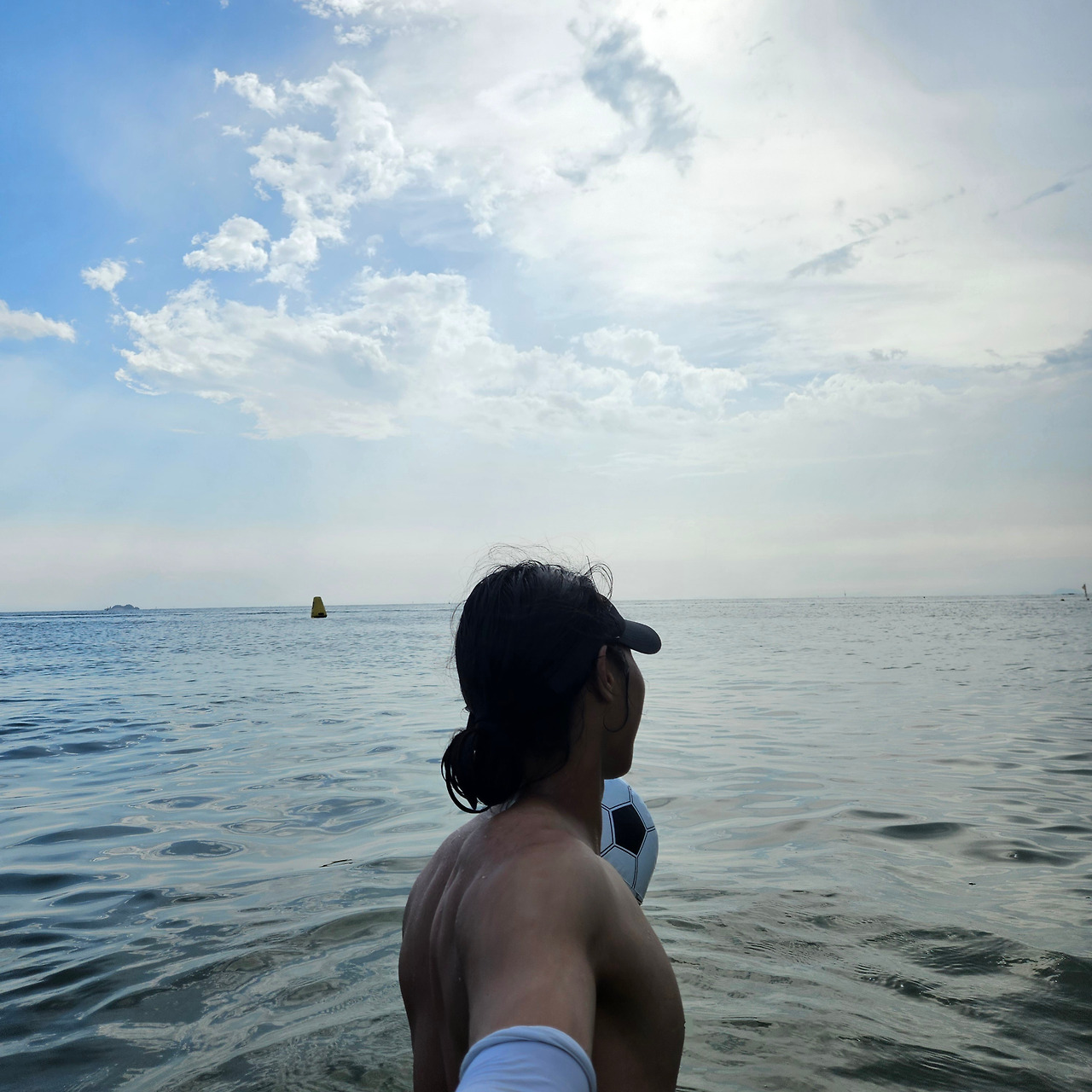 사진_Chapter5_충청도_11_방꾸남 물속에서.jpg