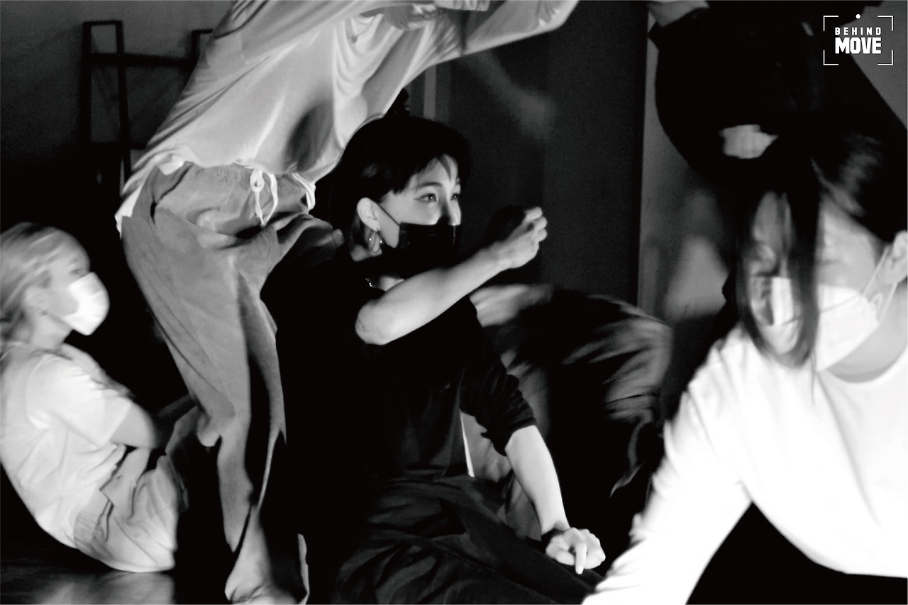 Jemma Lee 로고(4).jpg