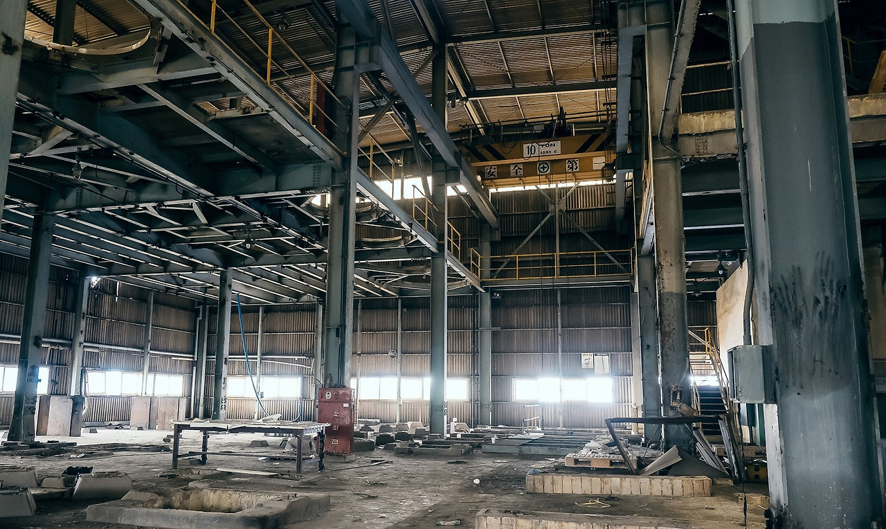 사진4_화학공장 시절의 코스모 40의 내부. 코스모40 제공.jpg