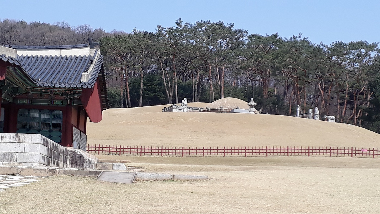 사도세자 융릉.jpg