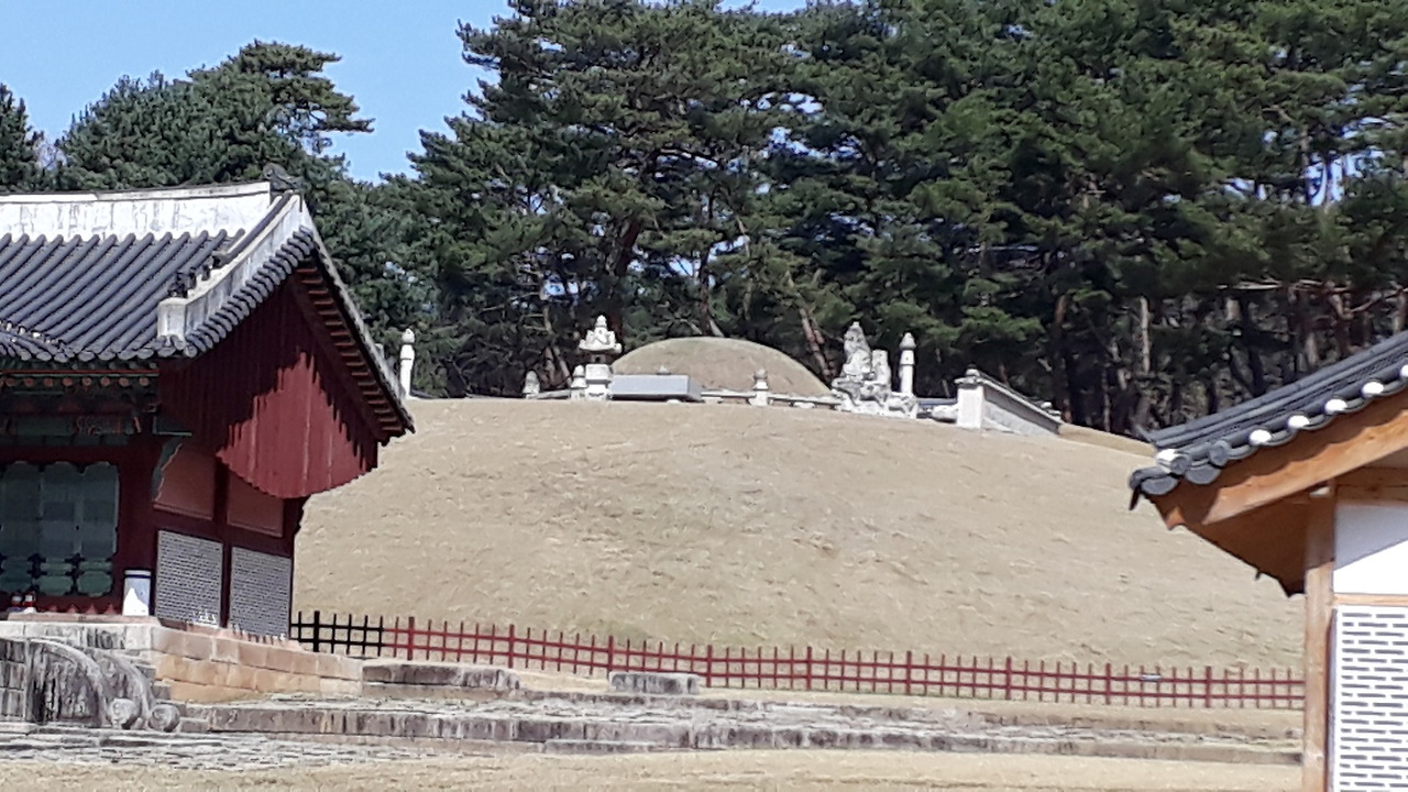 수릉전경.jpg