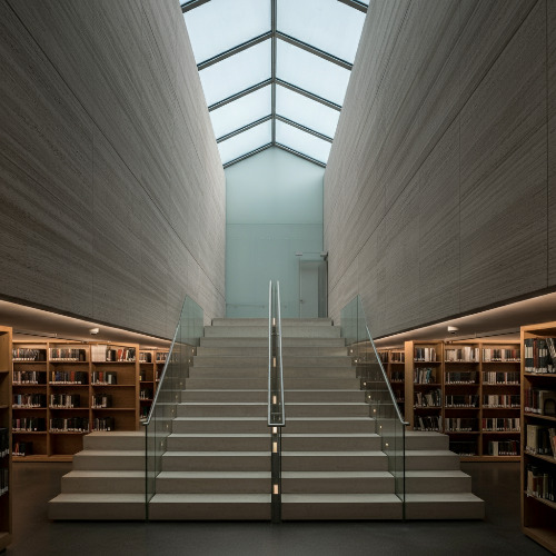 도서관 사진.jpg