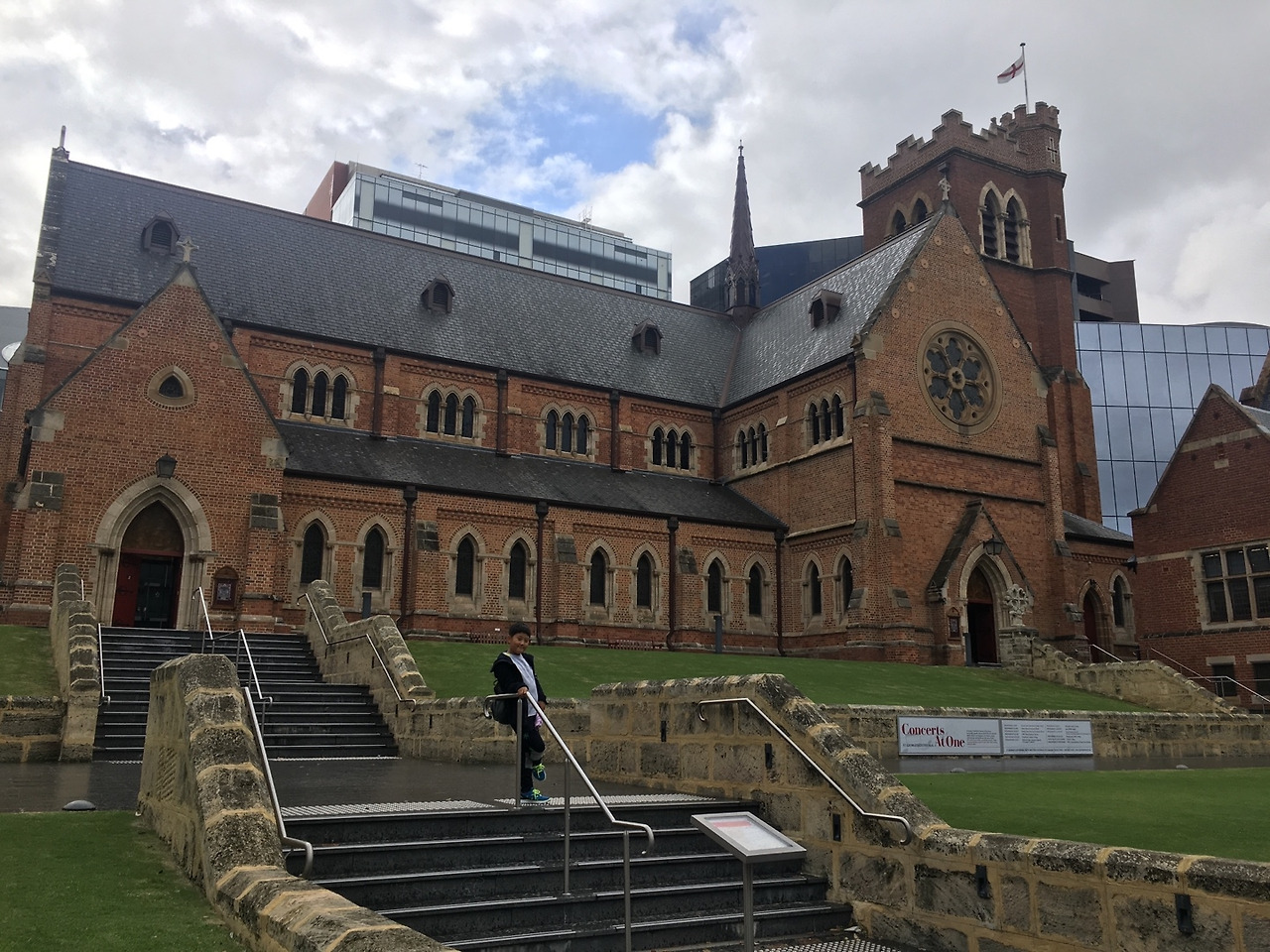 퍼스 성메리 성당.jpg