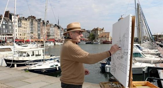 2-1 Peintre au vieux port, Sarah Sergent.jpg