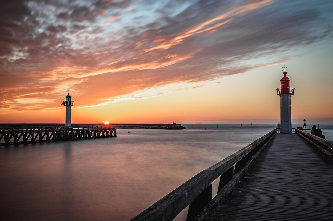 2-3 jetee-trouville-valentin-pacaut-the-explorers.jpg