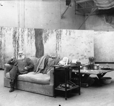 Claude Monet dans son atelier.jpg