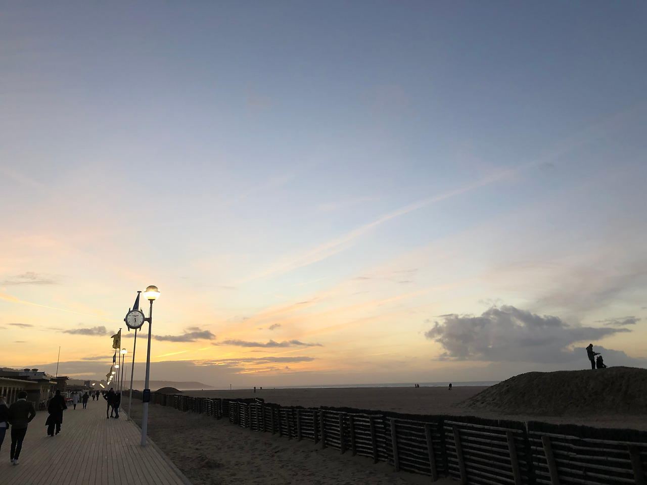 La plage de Deauville.jpg
