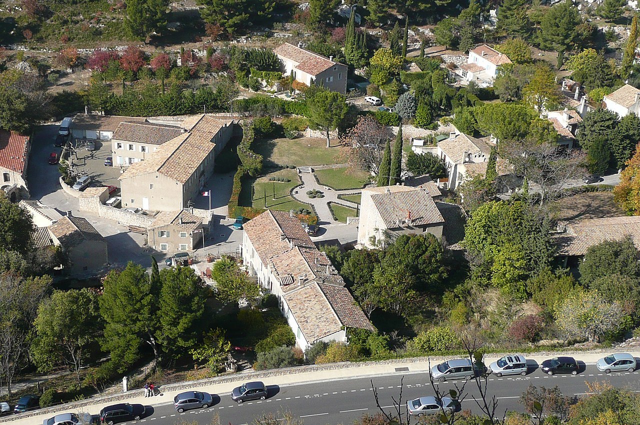Le vallon de la Fontaine, au pied du village.jpg