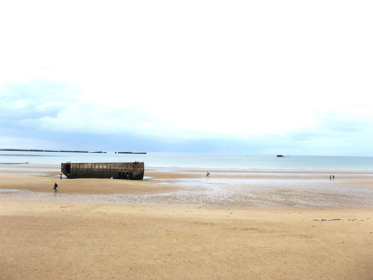 Arromanche caison.jpg