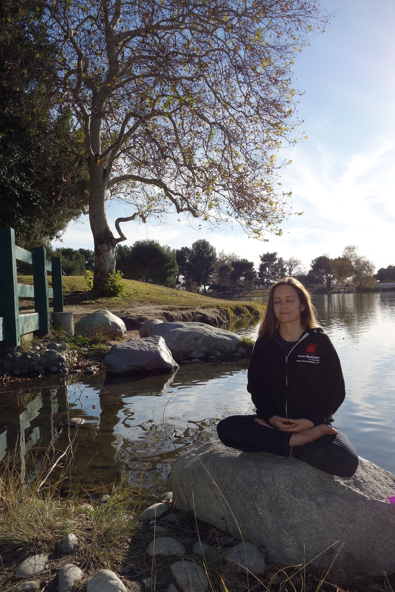 2-1 결가부좌 자세.jpg