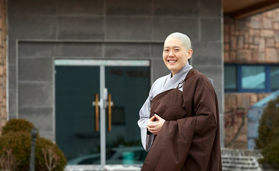 현안스님 프로필.jpg