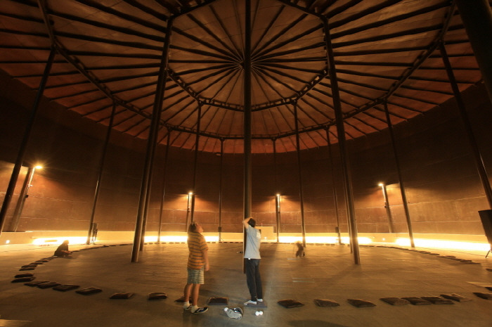 t4 복합문화공간.jpg