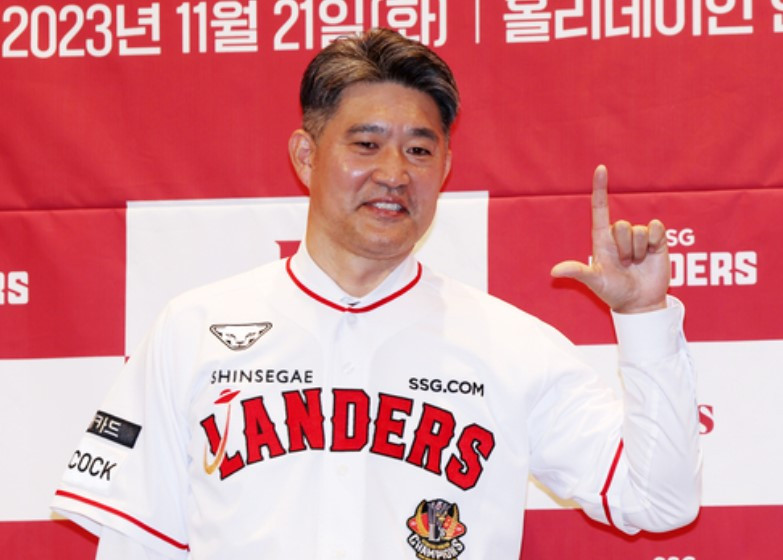 이숭용 감독.jpg