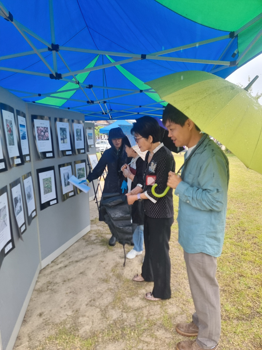 팀단위답사 디카시공모전 견학사진3.jpg