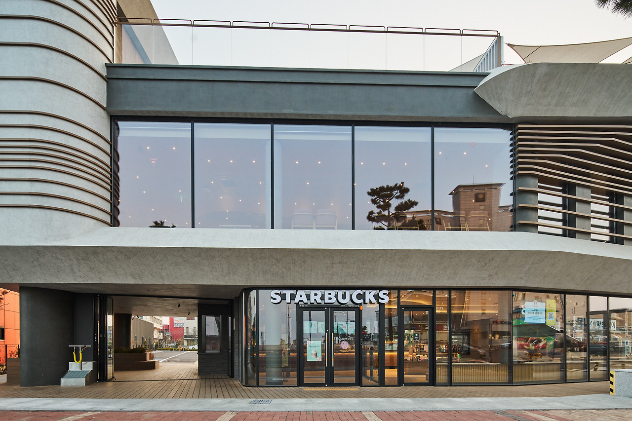 starbucks_dchs_0031.jpg