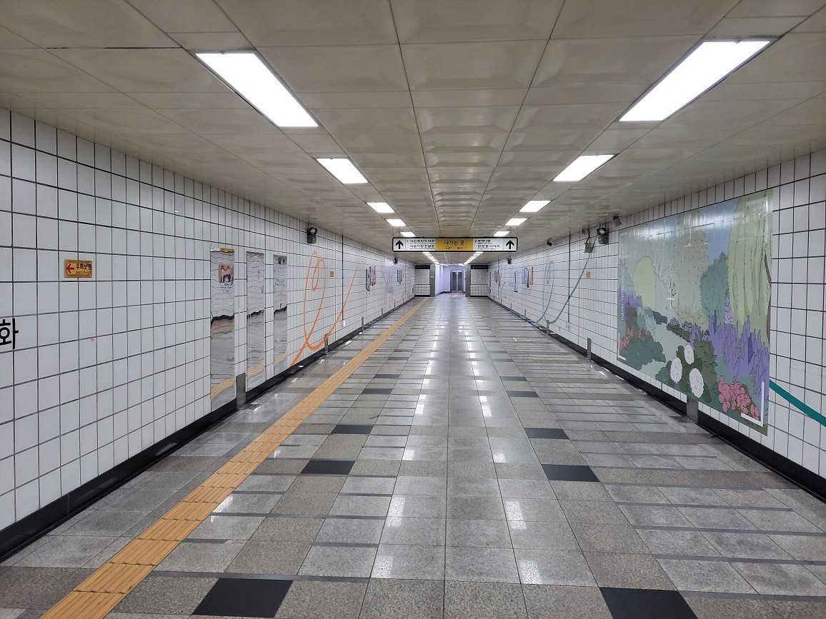 강남고속버스터미널5번출구 (10).jpg