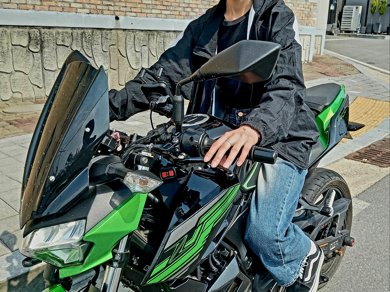 사진 3(스쿨미투 인터뷰이).jpg