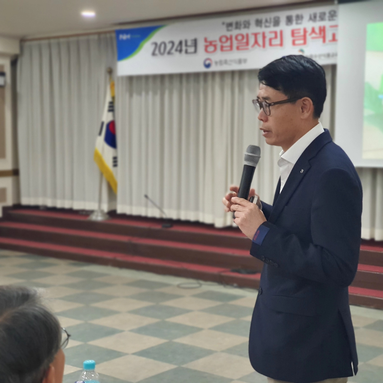 다운로드 (8).jpg