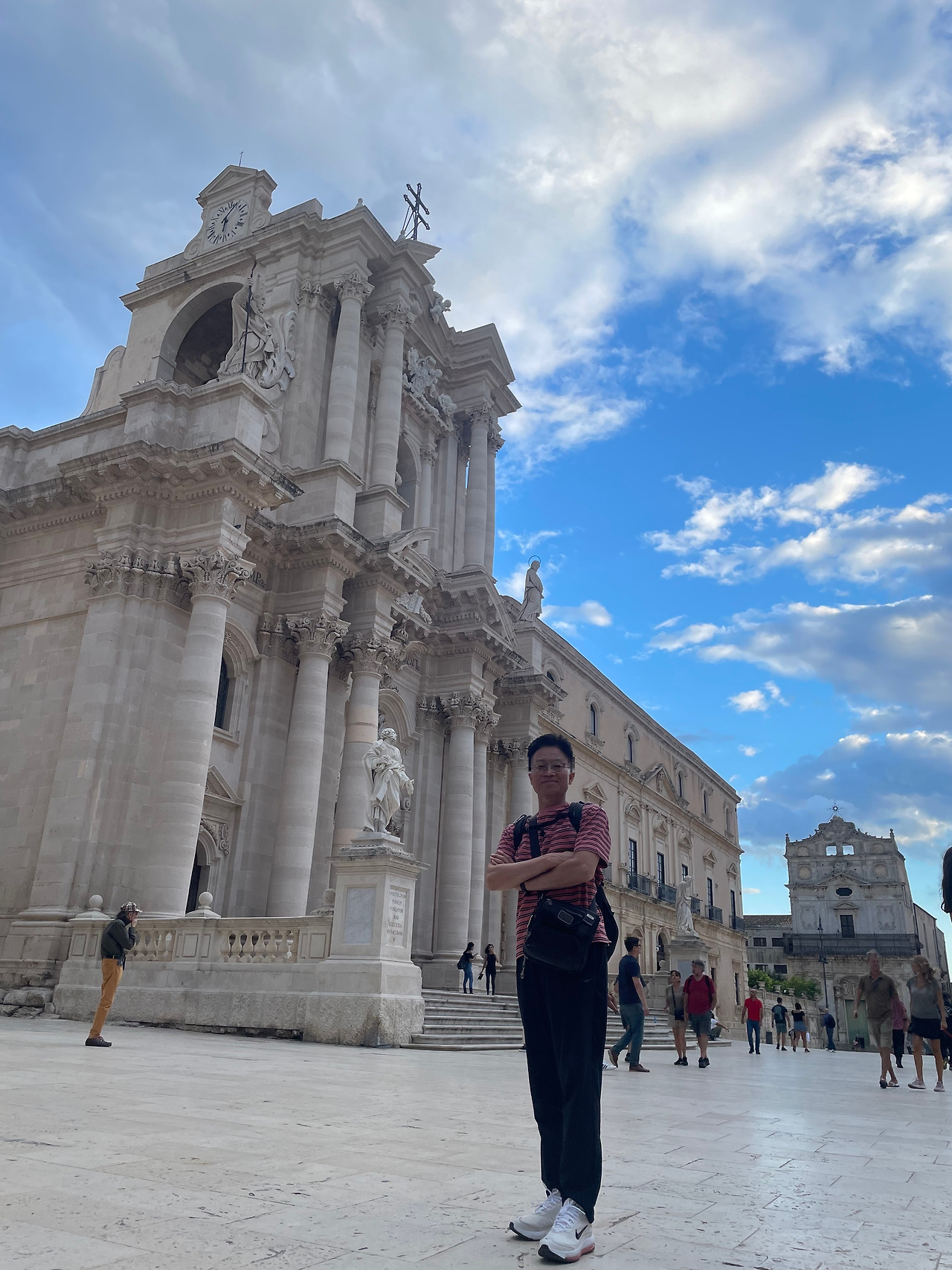 시라쿠사대성당 소녀-1.jpg