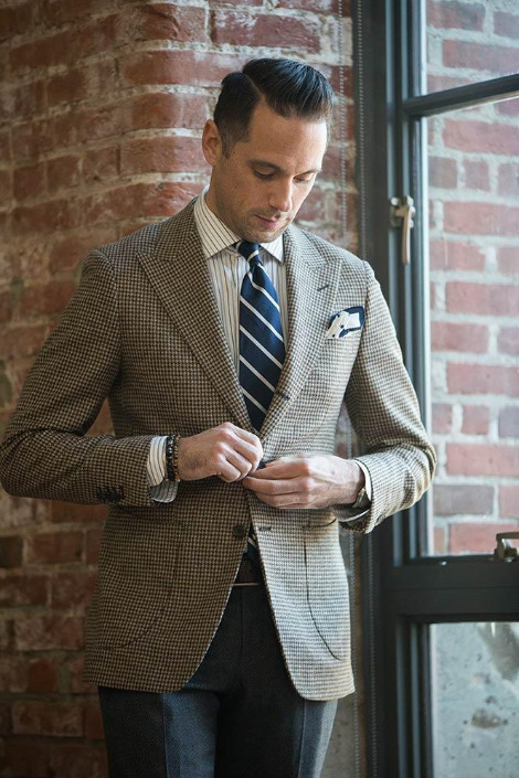 mens-brown-houndstooth-suit-jacket-with-blue-striped-tie-shirt-outfit-idea-business-peak-lapel-patch-pockets.jpg