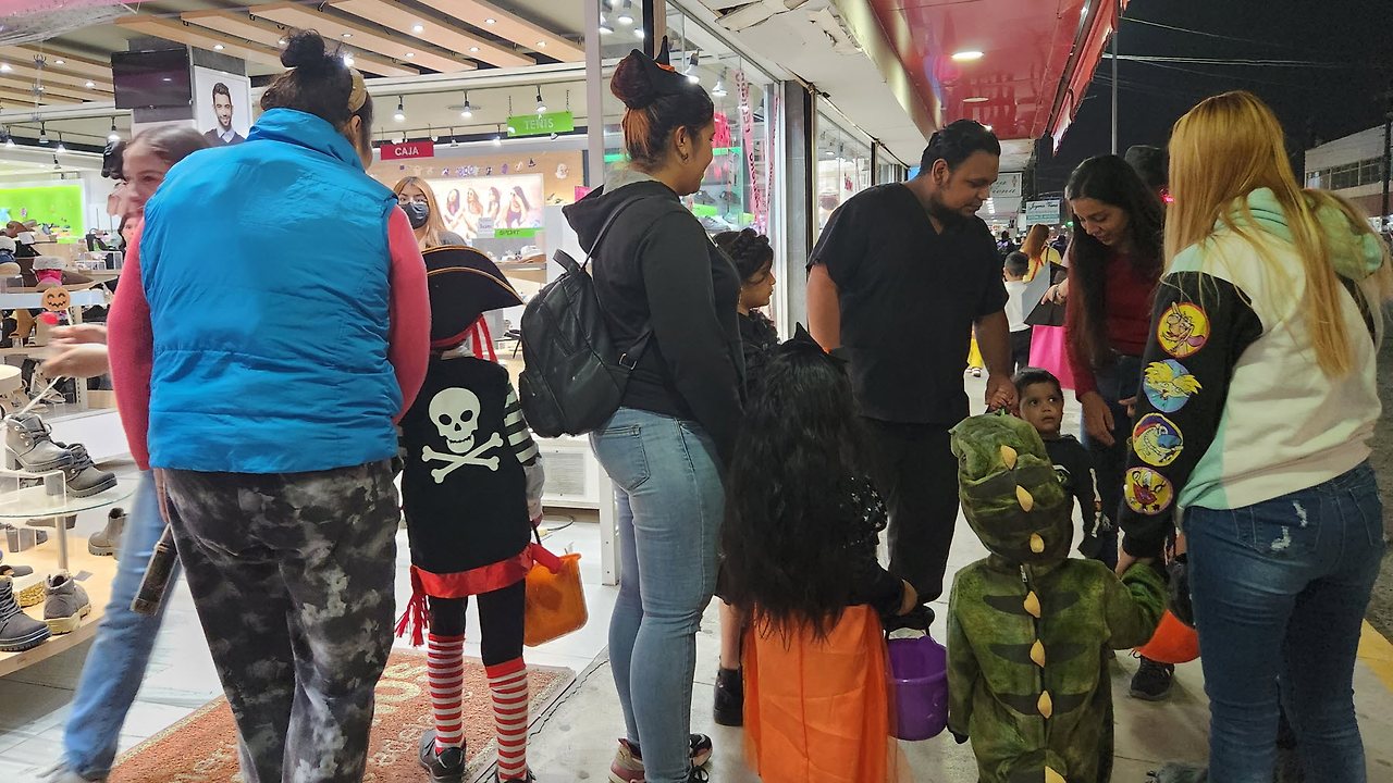 [꾸미기]20231031_183306 복사.jpg