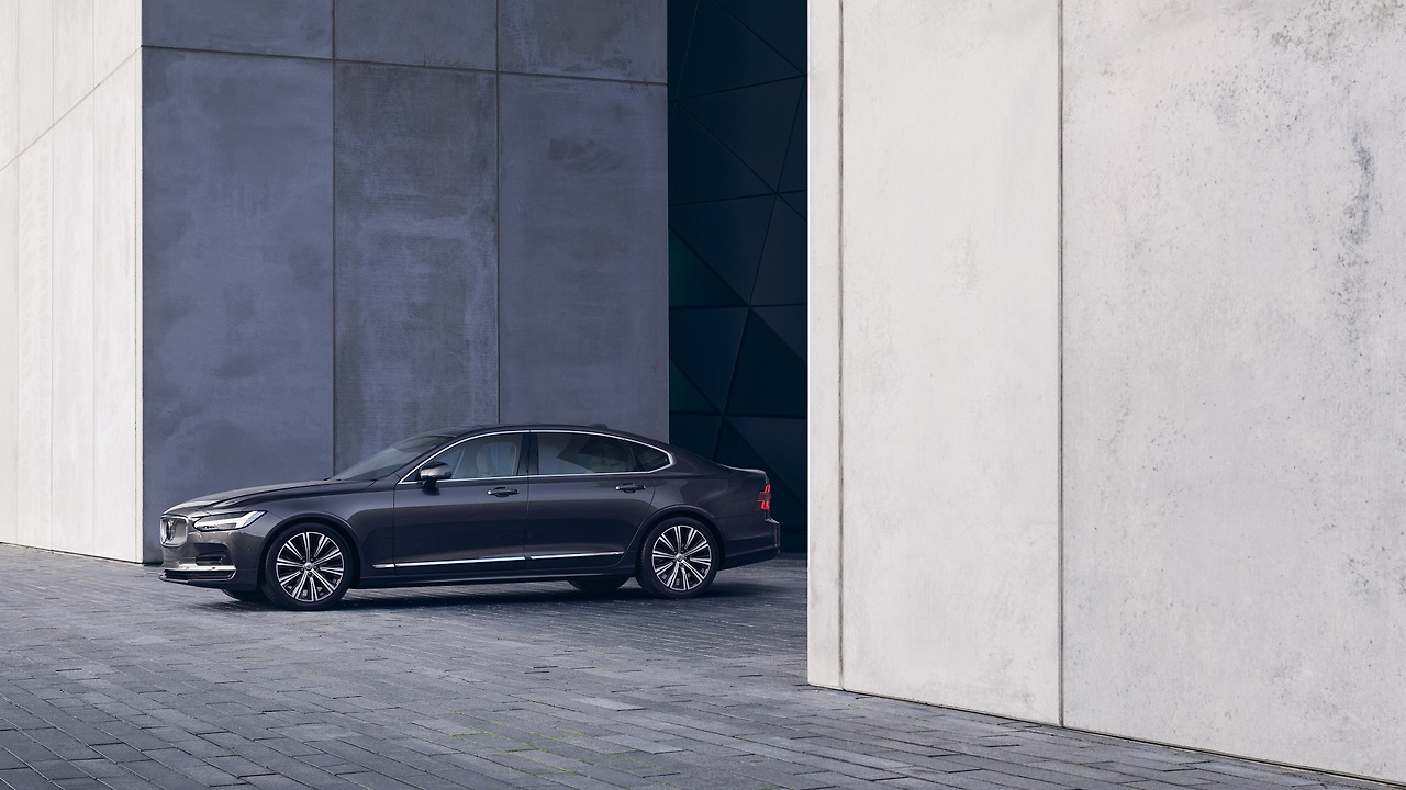 사진자료_볼보자동차 S90 라이프스타일 컷.jpg