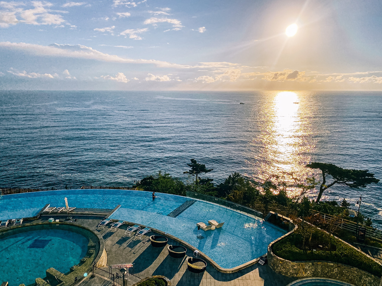 [김종훈]속초, 인센스, 신형 S60을 관통하는 것들 (13).jpg