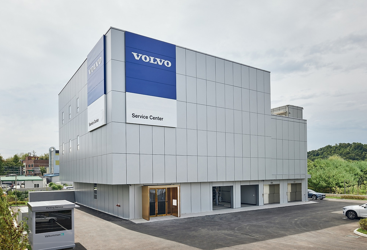 사진자료_볼보 강남 율현 서비스센터 전경.jpg