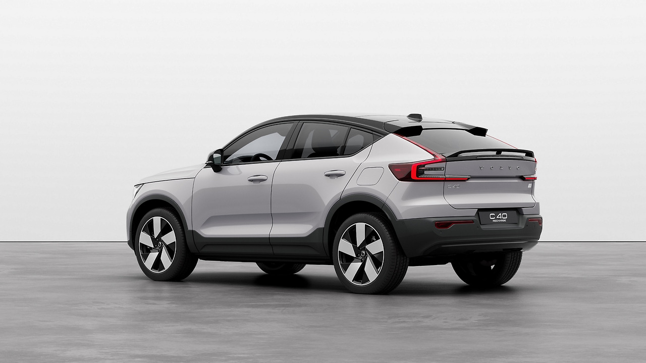 1사진자료_볼보자동차 C40 리차지(Recharge) (5) (1).jpg