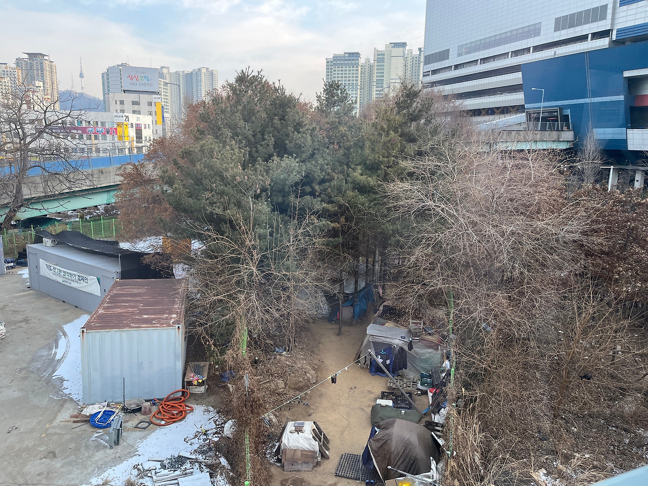 19. [칼럼] 용산 다크 투어 그림5.jpg