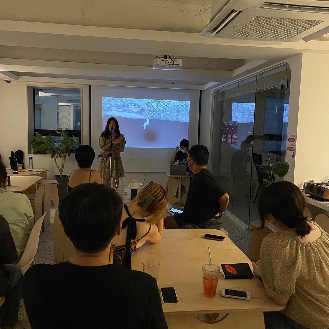 5. [특집] 기후위기 창작자들 그림 2.jpg